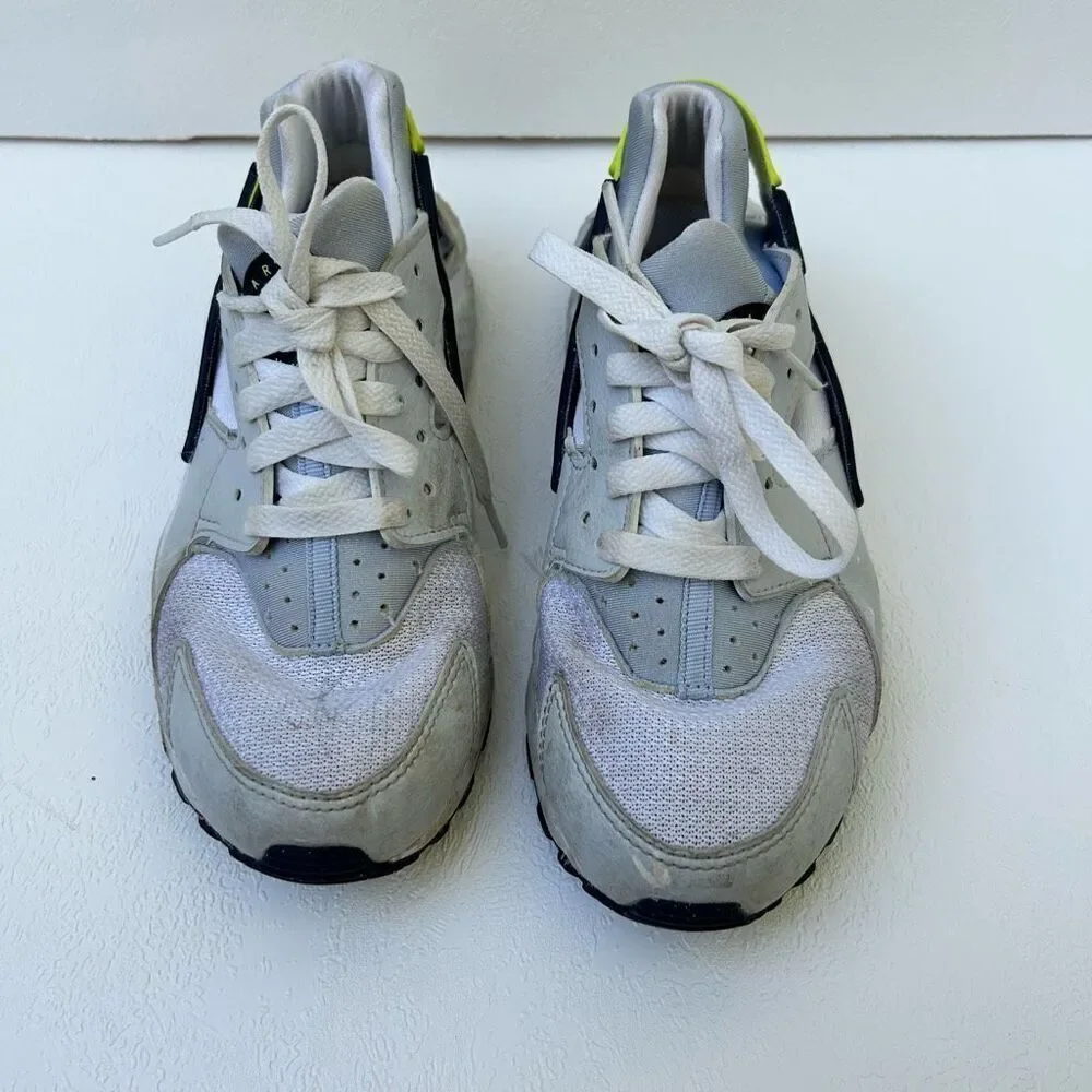Nike kids shoes